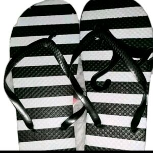 Stripe Flip Flops Womans Size 7-8 NWT